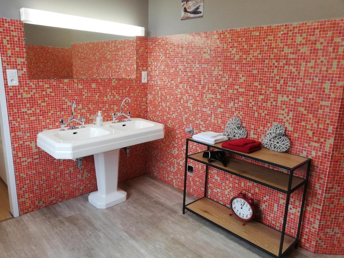 Chez Marlyse-Chambres Et Table D'Hotes Saint-Maurice-sur-Moselle Exterior foto